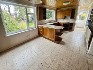 Kitchen Diner- click for photo gallery